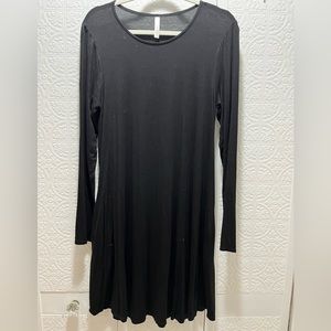 E.C. Women’s long sleeve black tunic or dress - M
